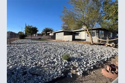 15015 Tatum Road, Victorville, CA 92395 - Photo 2