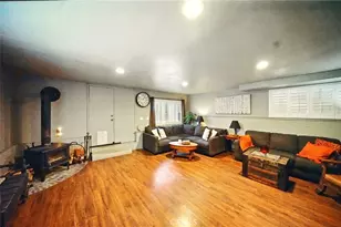 5726 Lodgepole Dr, Wrightwood, CA 92397 - Photo 22