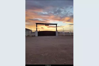 11164 White Road, Victorville, CA 92392 - Photo 4