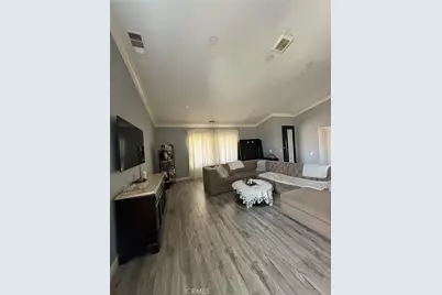 13220 Tamarisk Road, Victorville, CA 92395 - Photo 6