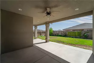 11001 Arundel Wy, Bakersfield, CA 93311 - Photo 34