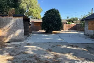 885 San Jacinto, San Bernardino, CA 92408 - Photo 2