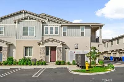 16570 Wyndham #12, Fontana, CA 92336 - Photo 2