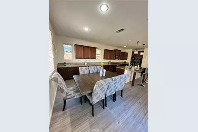 15930 Chorus, Fontana, CA 92336 - Photo 14