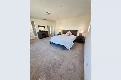 15930 Chorus, Fontana, CA 92336 - Photo 26