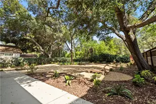 277 E Green, Claremont, CA 91711 - Photo 26