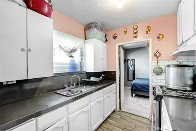 1000 S Gage, East Los Angeles, CA 90023 - Photo 8