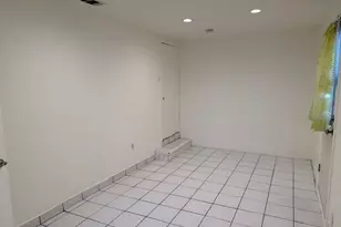 1070 N Evergreen, Los Angeles, CA 90033 - Photo 14