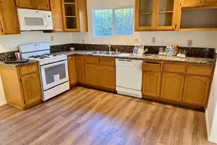 1070 N Evergreen, Los Angeles, CA 90033 - Photo 4