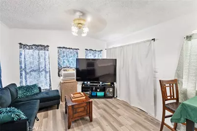 11416 Holmes Avenue #3, Jurupa Valley, CA 91752 - Photo 6