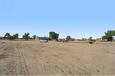 10444 Mono Road, Phelan, CA 92371 - Photo 18