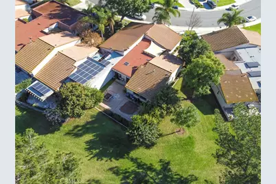 5680 Falling Leaf, Jurupa Valley, CA 92509 - Photo 32