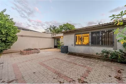 5680 Falling Leaf, Jurupa Valley, CA 92509 - Photo 28