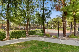 15723 Parkhouse Dr, Fontana, CA 92336 - Photo 32