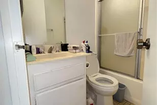 13721 Los Angeles, Baldwin Park, CA 91706 - Photo 8