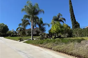 2000 Citrus Wood, Riverside, CA 92503 - Photo 8