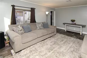 3880 Fox Tail, Jurupa Valley, CA 92509 - Photo 4