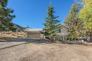 1700 Desert Front Rd, Wrightwood, CA 92397 - Photo 4