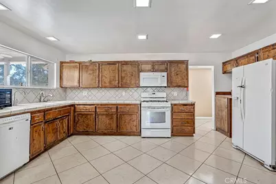 1700 Desert Front Road, Wrightwood, CA 92397 - Photo 12