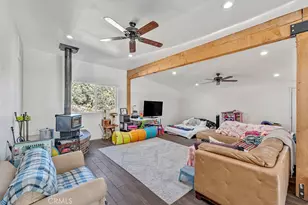 1700 Desert Front Rd, Wrightwood, CA 92397 - Photo 36