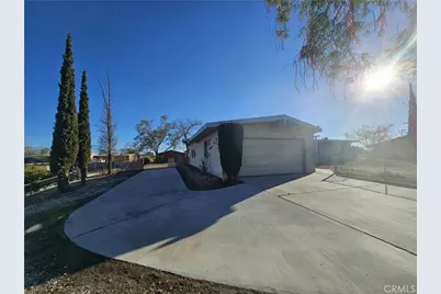 15801 Malpais, Victorville, CA 92394 - Photo 2