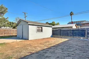 656 E Columbia, Pomona, CA 91767 - Photo 32