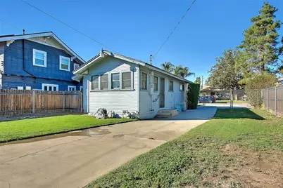656 E Columbia, Pomona, CA 91767 - Photo 22