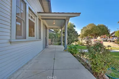 656 E Columbia, Pomona, CA 91767 - Photo 4