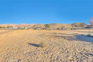 14811 Kingsdale, Apple Valley, CA 92307 - Photo 46