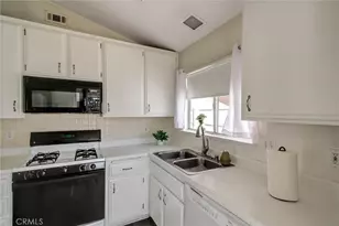 14934 Curry, Moreno Valley, CA 92553 - Photo 12