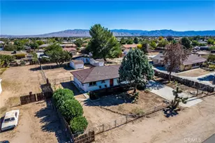 9925 Redwood, Hesperia, CA 92345 - Photo 12