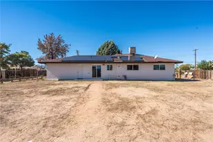 9925 Redwood, Hesperia, CA 92345 - Photo 16