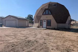 22677 S, Apple Valley, CA 92307 - Photo 2