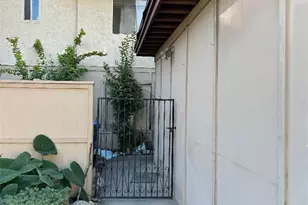 1286 N Pine Needle Ct, Azusa, CA 91702 - Photo 14