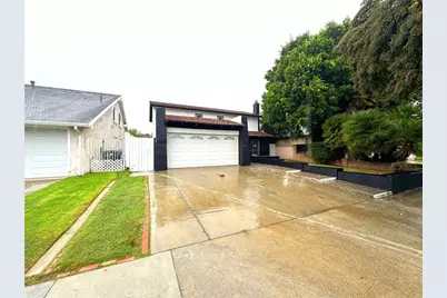 19935 Lanark Street, Canoga Park, CA 91306 - Photo 2