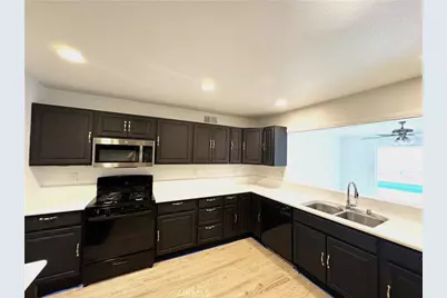 19935 Lanark Street, Canoga Park, CA 91306 - Photo 8