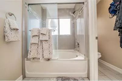 549 W Summerfield, Anaheim, CA 92802 - Photo 28