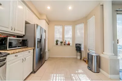 549 W Summerfield, Anaheim, CA 92802 - Photo 10