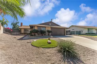 27875 Rainbow Ln, Highland, CA 92346 - Photo 32