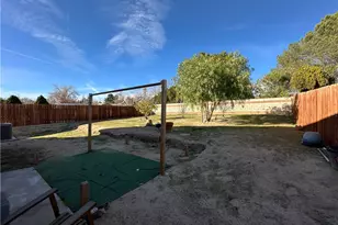 16312 Molino, Victorville, CA 92395 - Photo 24