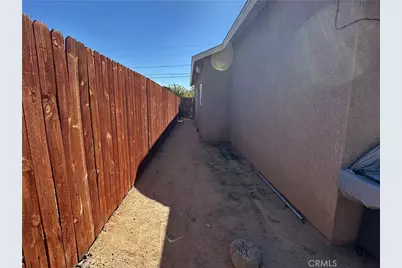 16312 Molino, Victorville, CA 92395 - Photo 22