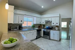 16312 Molino, Victorville, CA 92395 - Photo 6