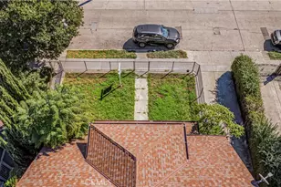 1129 Logan, Los Angeles, CA 90026 - Photo 42