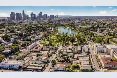 1129 Logan, Los Angeles, CA 90026 - Photo 48