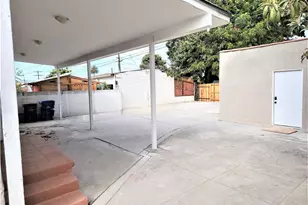 7040 3rd, Los Angeles, CA 90043 - Photo 20