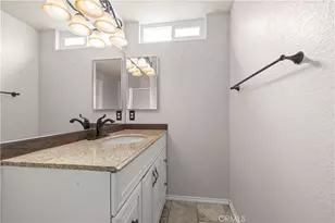 881 S Lamarr St, Rialto, CA 92376 - Photo 34