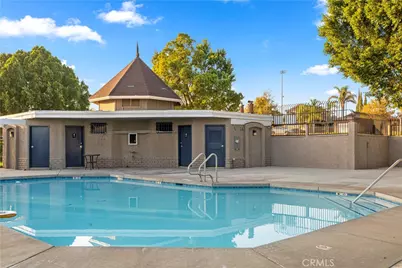 881 S Lamarr Street, Rialto, CA 92376 - Photo 48