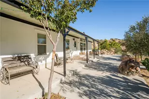 13905 Summit Valley, Hesperia, CA 92345 - Photo 4