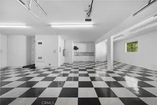 141 W 21st St, Upland, CA 91784 - Photo 36