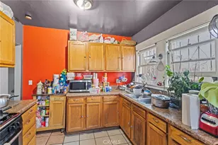 224 W 14th St, Long Beach, CA 90813 - Photo 8